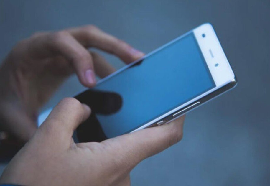 Do Straight Talk Phones Work With T-Mobile